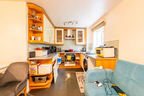 2 bedroom flat for sale, Leopold Road, N18, Tottenham, London, N18