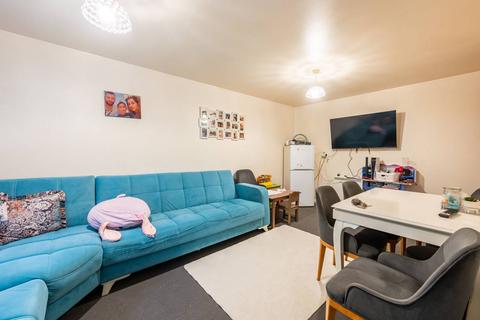 38 Leopold Road, London, N18 2EW