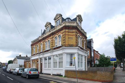 1 bedroom maisonette to rent, Goring Road, N11, Bounds Green, London, N11