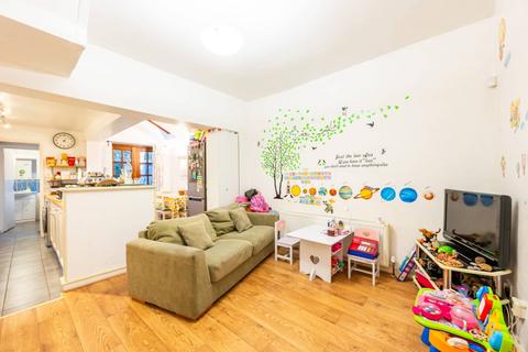 4 bedroom terraced house for sale, Nursery Street, Tottenham, London, N17