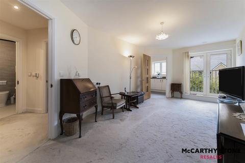 1 bedroom apartment for sale, Roslyn Court, Lisle Lane, Ely, Cambridgeshire, CB7 4FA