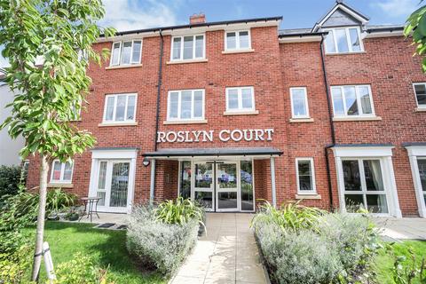 1 bedroom apartment for sale, Roslyn Court, Lisle Lane, Ely, Cambridgeshire, CB7 4FA