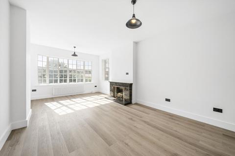 3 bedroom flat to rent, Porchester Gardens, Bayswater, London, W2