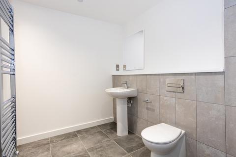 1 bedroom flat to rent, at Hairpin House, Flat 238, Hairpin House, Bradford Street, Digbeth B12