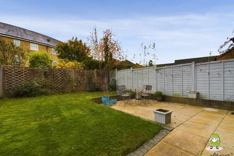 2 bedroom semi-detached house for sale, ALLINGTON RISE, SHERFIELD-ON-LODDON, HOOK, HAMPSHIRE, RG27