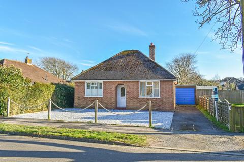 2 bedroom detached bungalow for sale, Park Road, Lymington, SO41