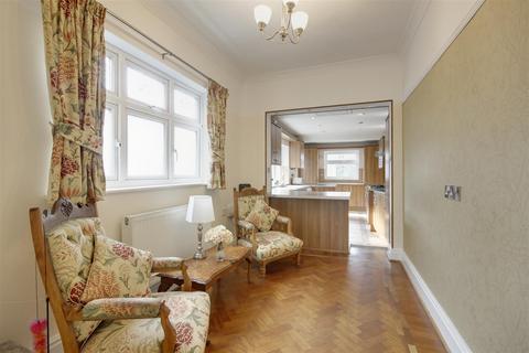 12 Coppice Side, Hull, HU4 6XJ