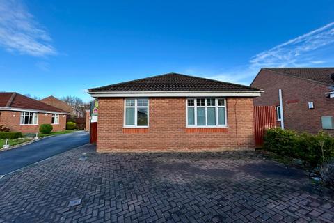 2 bedroom detached bungalow to rent, 2 Bed Detached Bungalow, Farndale Road, Bridlington, YO16 6GT