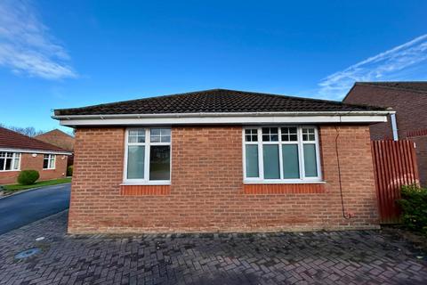 2 bedroom detached bungalow to rent, 2 Bed Detached Bungalow, Farndale Road, Bridlington, YO16 6GT