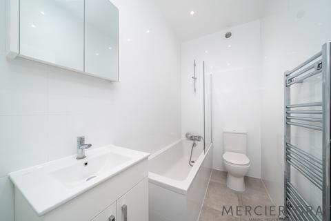 5 bedroom maisonette to rent, Camden Road, London NW1