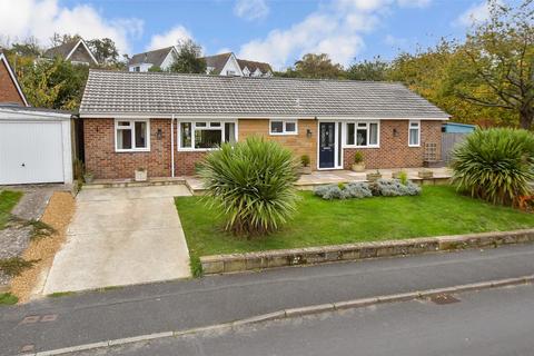 4 bedroom detached bungalow for sale, Hefford Road, East Cowes, Isle of Wight