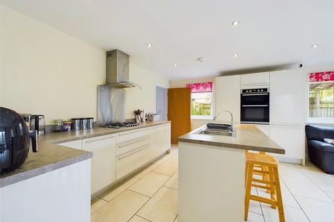 3 bedroom detached house for sale, Naas Lane, Quedgeley, Gloucester, Gloucestershire, GL2