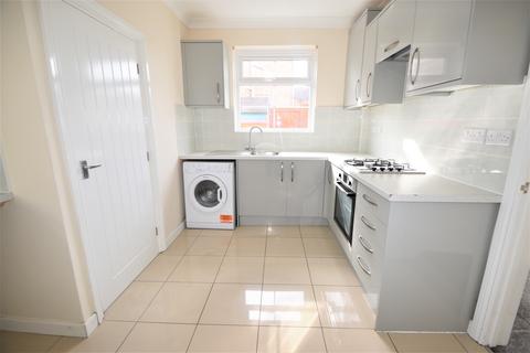 3 bedroom semi-detached house to rent, Derby Road, Eastleigh SO50