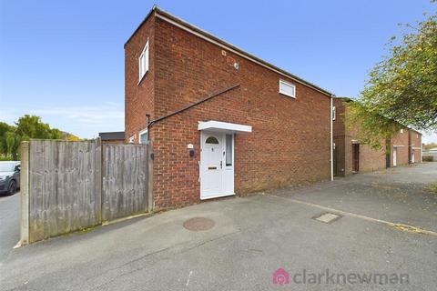 3 bedroom detached house for sale, Long Banks, Harlow CM18