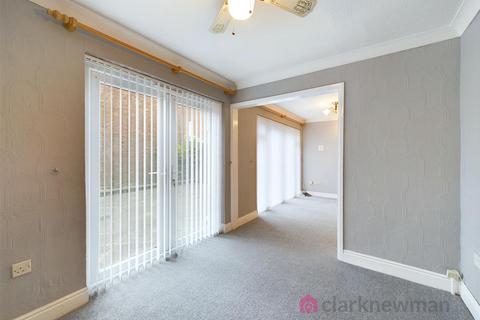 3 bedroom detached house for sale, Long Banks, Harlow CM18