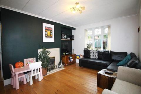 3 bedroom semi-detached house for sale, Pentwyn Grove, Manchester