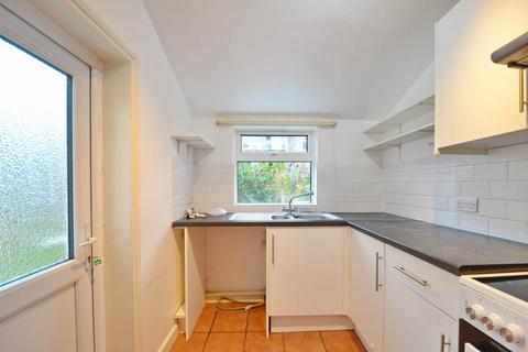 2 bedroom terraced house to rent, Maywood Avenue, Fishponds