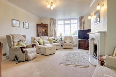 3 bedroom semi-detached house for sale, Woodlands Drive, Beverley