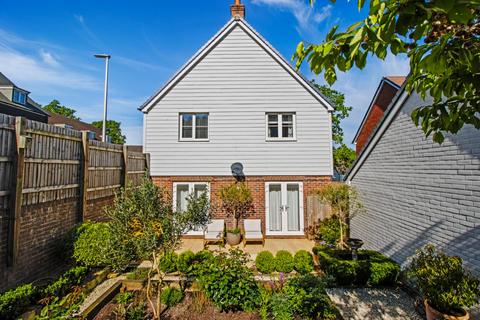 4 bedroom detached house for sale, Millennium Way, Heathfield, East Sussex, TN21