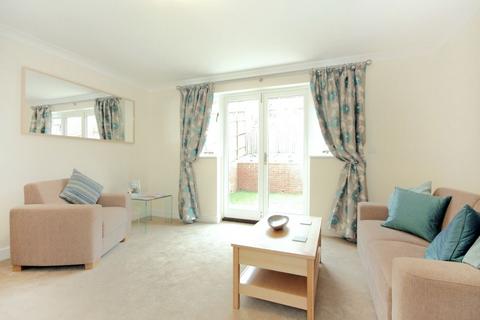 3 bedroom detached house to rent, Boxall Gardens, Winchester SO23