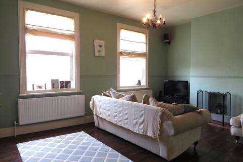 2 bedroom house to rent, Sydenham,London