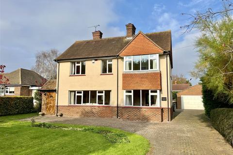 5 bedroom detached house for sale, Melliker Lane, Meopham,