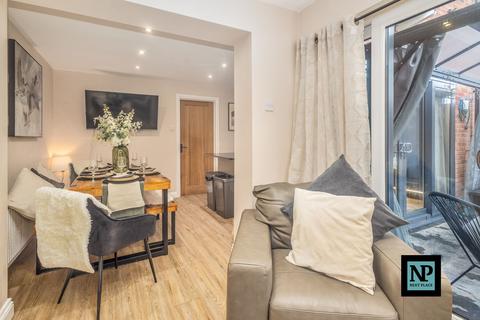 22 Foxglove, Amington, Tamworth, B77 4HY