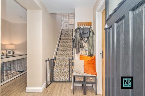 22 Foxglove, Amington, Tamworth, B77 4HY