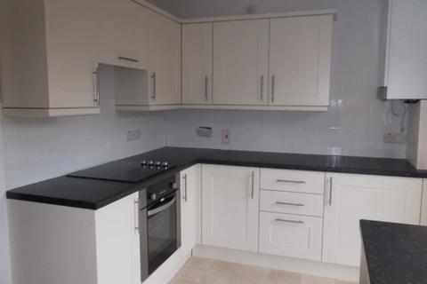 2 bedroom terraced house to rent, 1 Wallberry Mews , Farmhill, Douglas, IM2 2ND