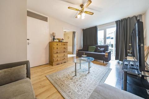 3 bedroom terraced house for sale, Moresby Walk, Clapham