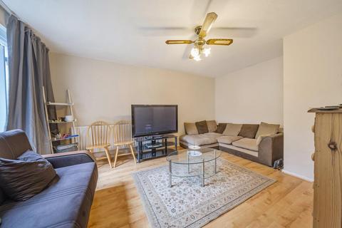 12 Moresby Walk, London, SW8 3AU