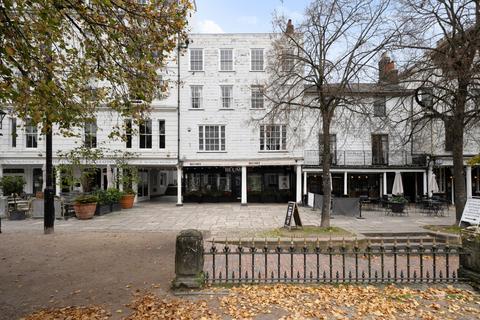 1 bedroom flat for sale, The Pantiles, Tunbridge Wells, TN2