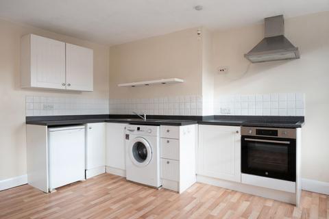 1 bedroom flat for sale, The Pantiles, Tunbridge Wells, TN2