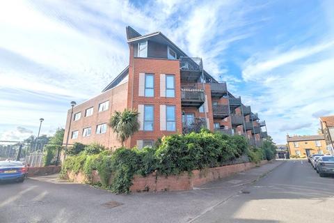 1 bedroom flat for sale, New Road, Bedfont, Feltham, TW14