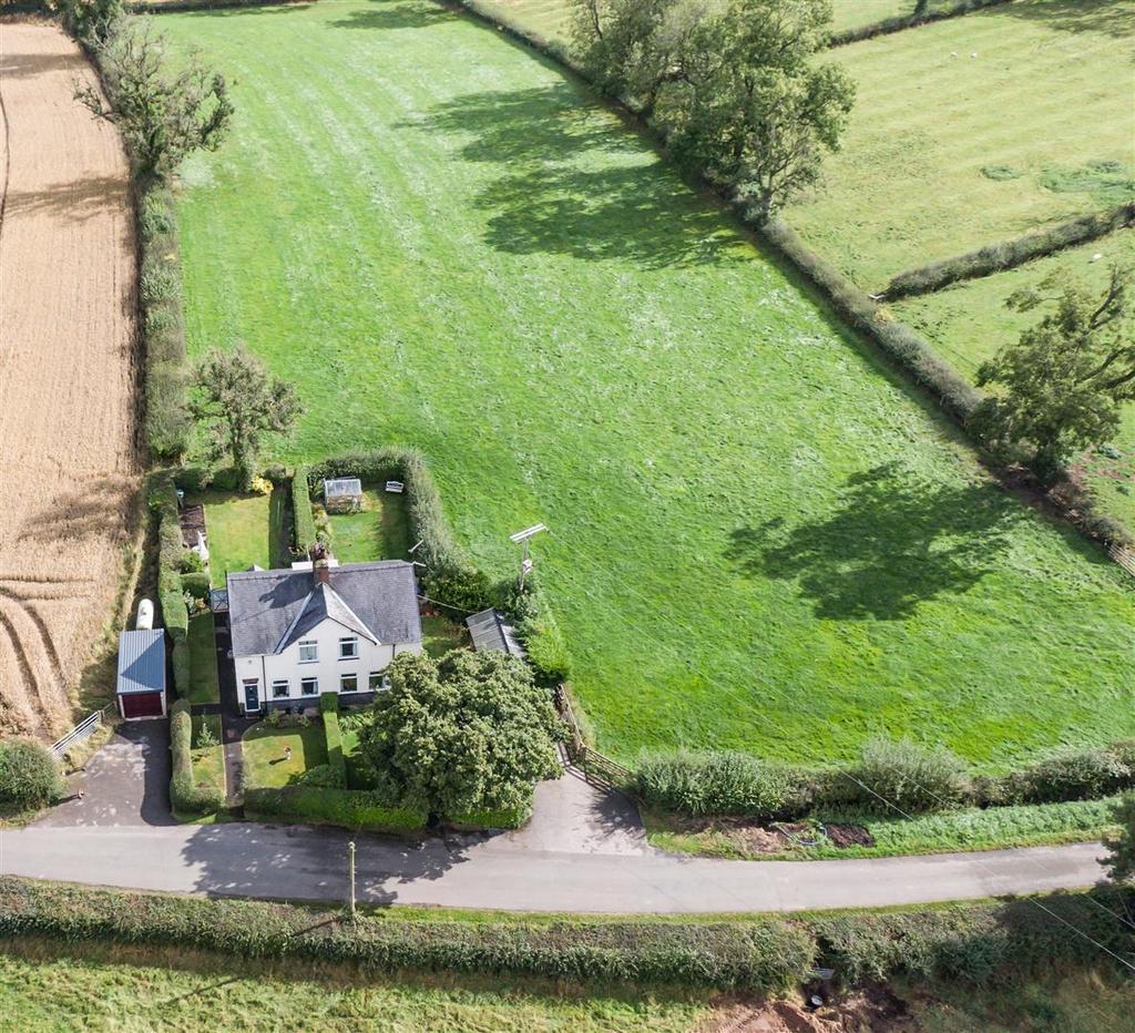 Hall Lane Cottages-6-2.jpgcopy crop.jpg