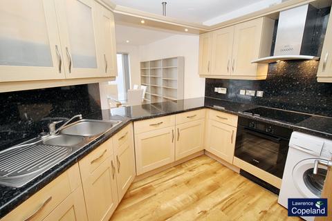 2 bedroom apartment for sale, Imperial Point, The Quays, Salford, Lancashire, M50