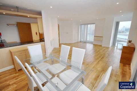 2 bedroom apartment for sale, Imperial Point, The Quays, Salford, Lancashire, M50