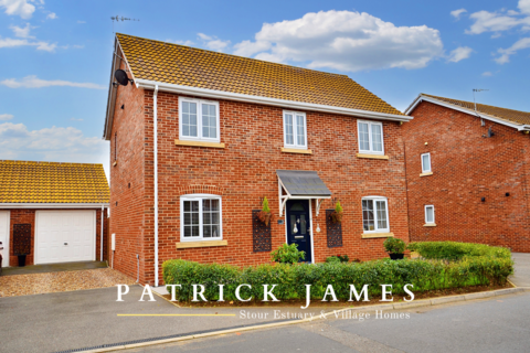 3 bedroom detached house for sale, Manningtree, CO11