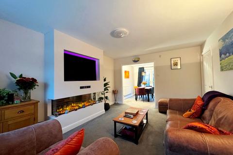 130 Bury Road, Radcliffe, Manchester, M26 2UX