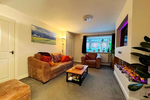 130 Bury Road, Radcliffe, Manchester, M26 2UX