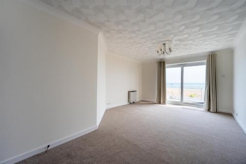 2 bedroom flat for sale, Southwood Road, Hayling Island PO11