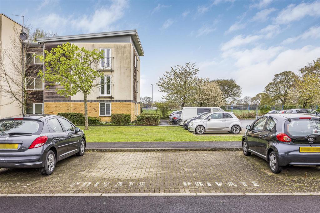 2 Olive Leaf Court, Eastwood Close, Hayling Island