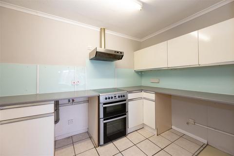 1 bedroom flat for sale, Spencer Close, Hayling Island PO11