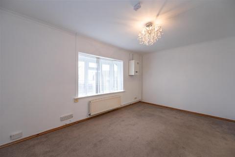 1 bedroom flat for sale, Spencer Close, Hayling Island PO11