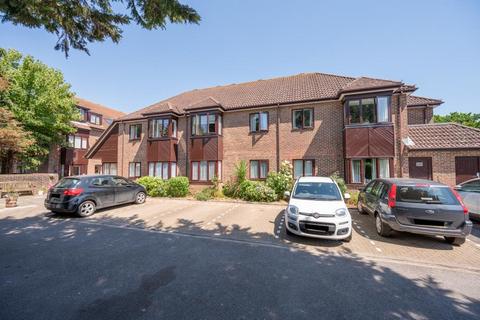 1 bedroom flat for sale, Staunton Avenue, Hayling Island PO11