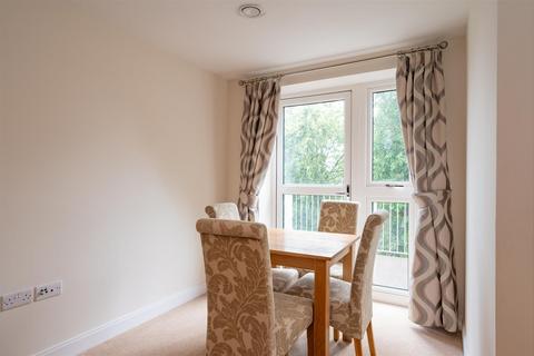 2 bedroom flat for sale, St. Marys Road, Hayling Island PO11