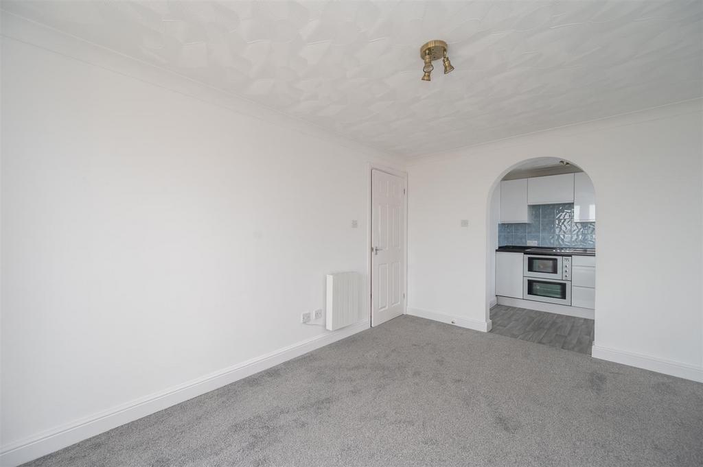 7 Pebble Court 23 15.jpg