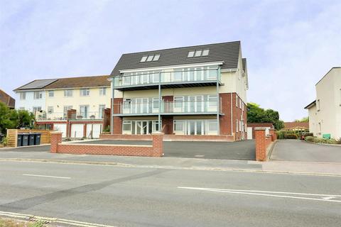 2 bedroom flat to rent, Sea Front, Hayling Island PO11