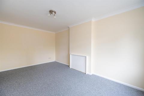 2 bedroom flat to rent, Rapley Court, Stamford Avenue, Hayling Island PO11