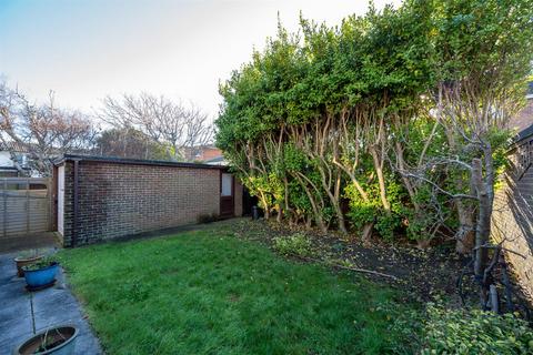 4 bedroom house to rent, The Sanderlings, Hayling Island PO11